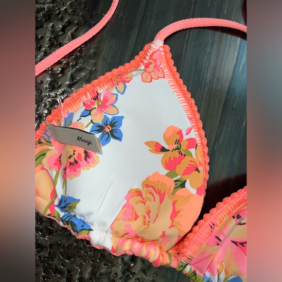 Maaji Coral Peony Balmy Sliding Triangle Bikini Top size large NWT pink blue - Picture 11 of 11